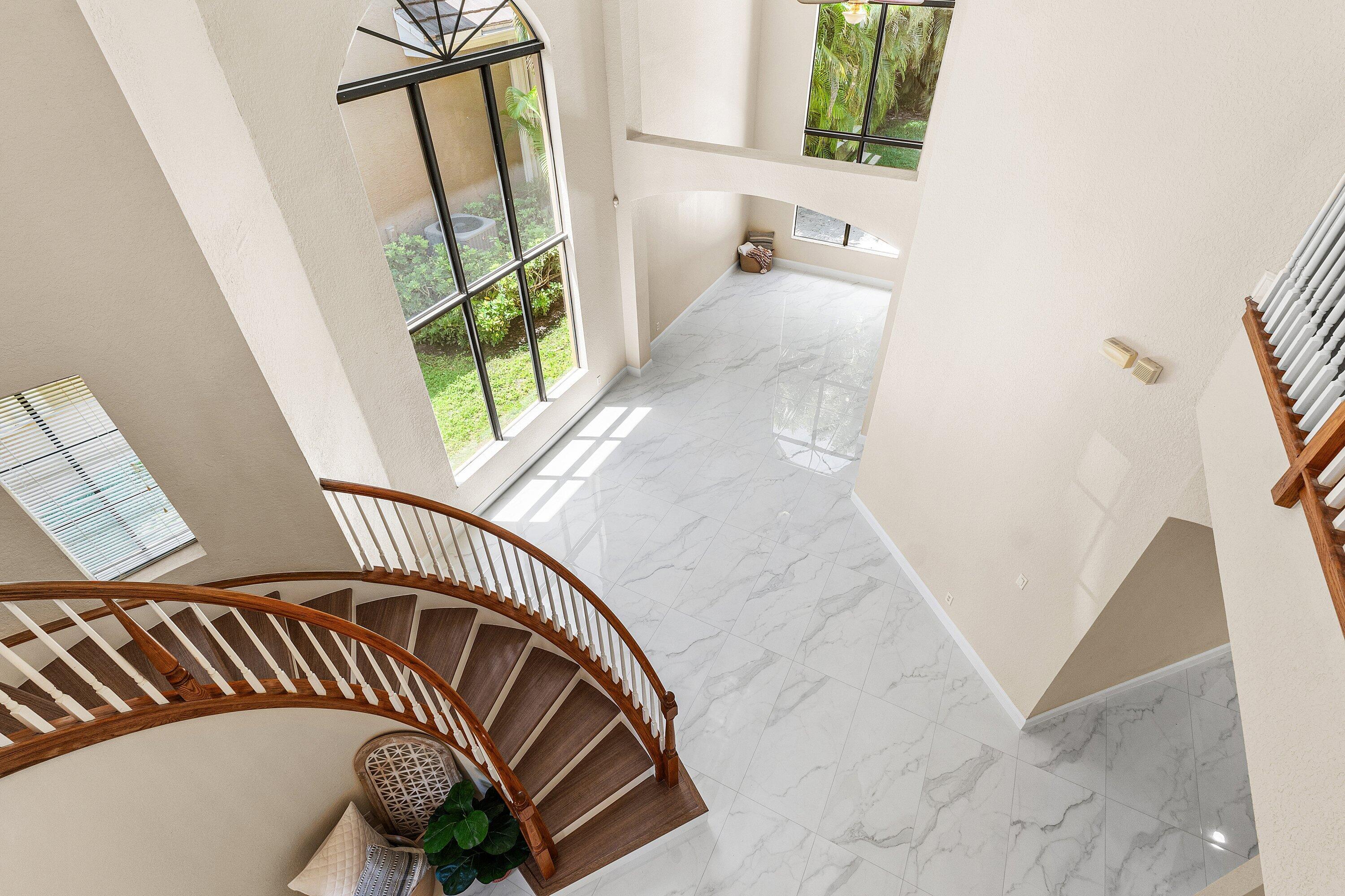 VERSAILLES - Residential