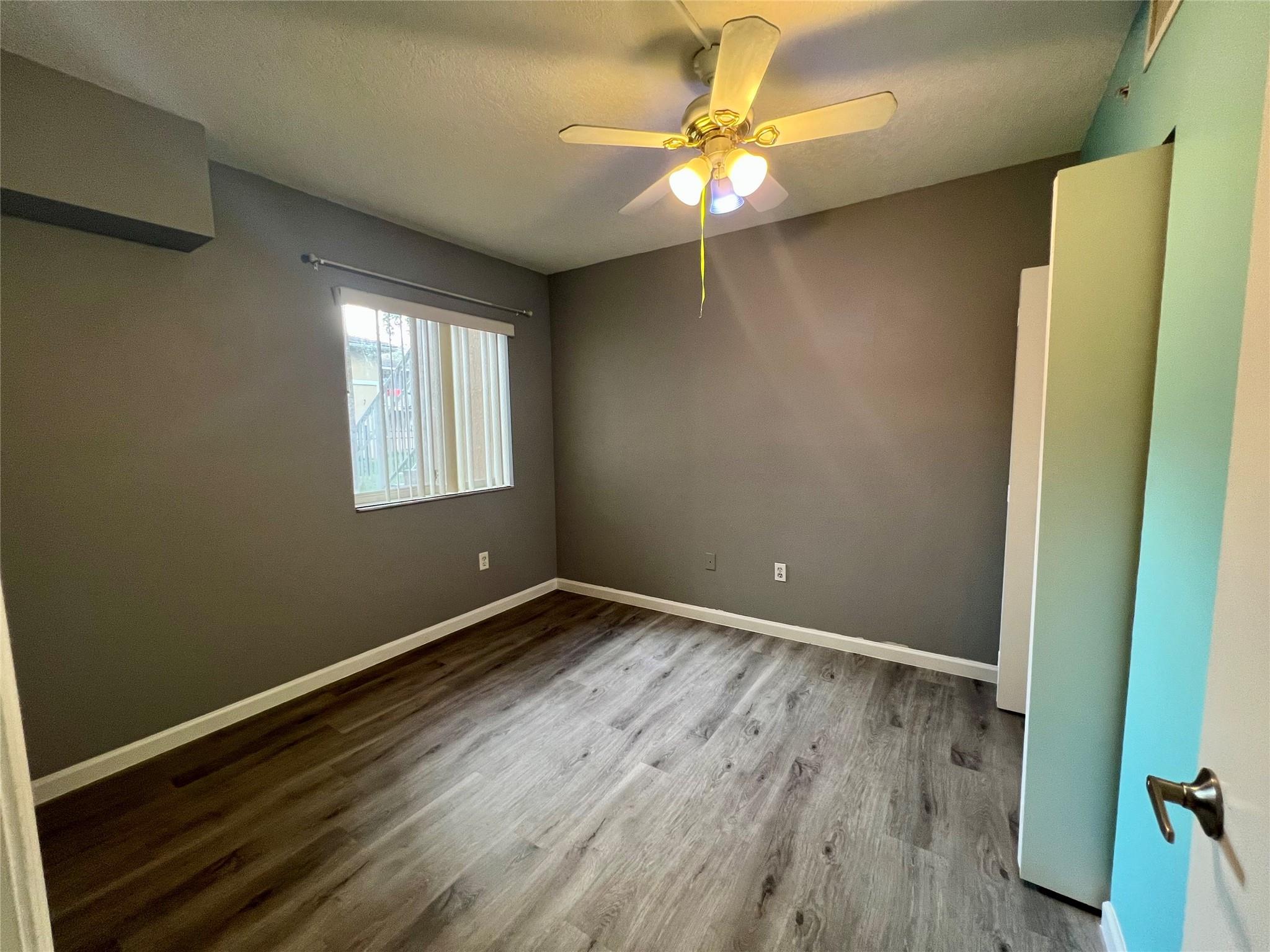 TARA II CONDO - Residential