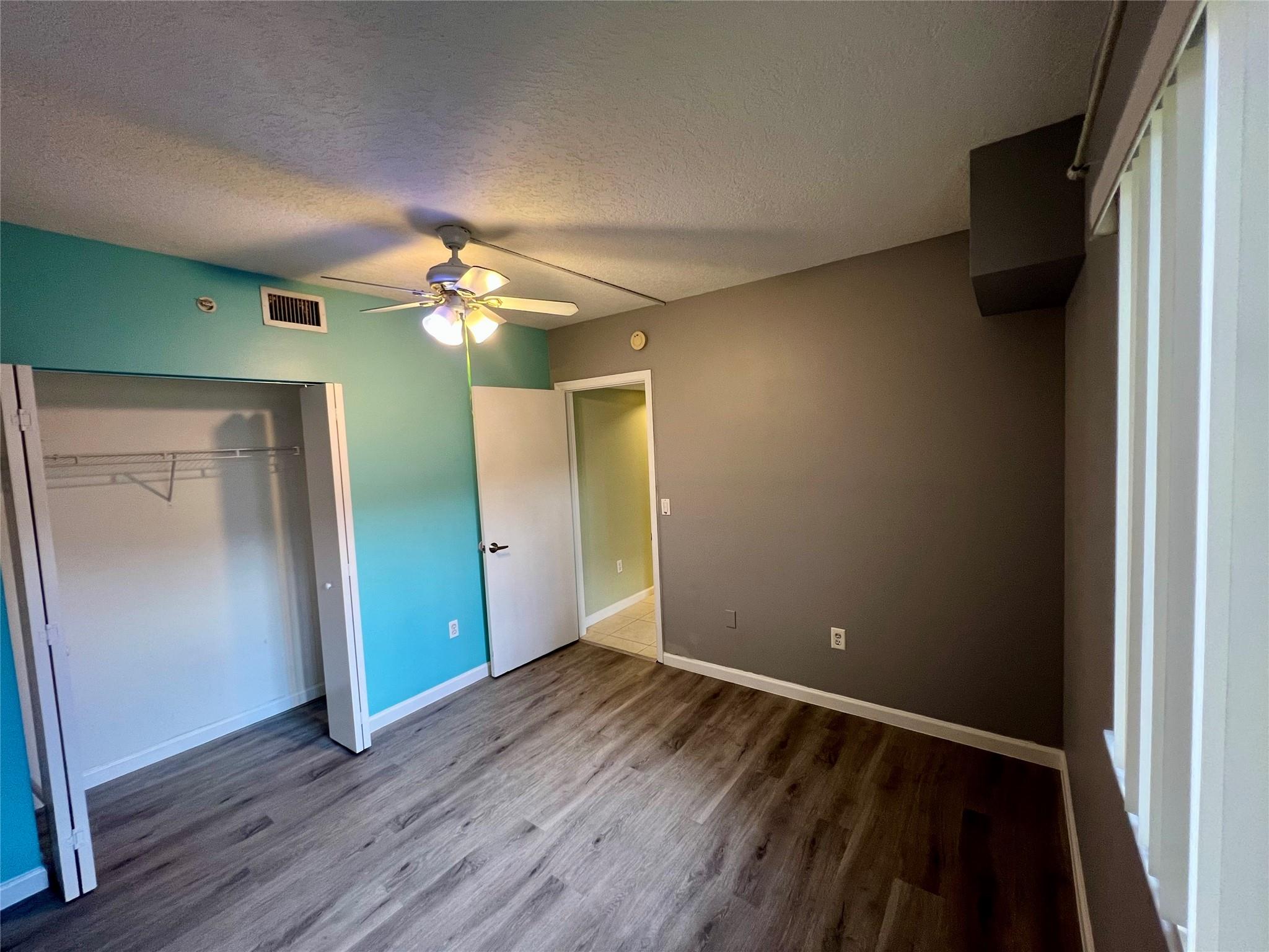 TARA II CONDO - Residential