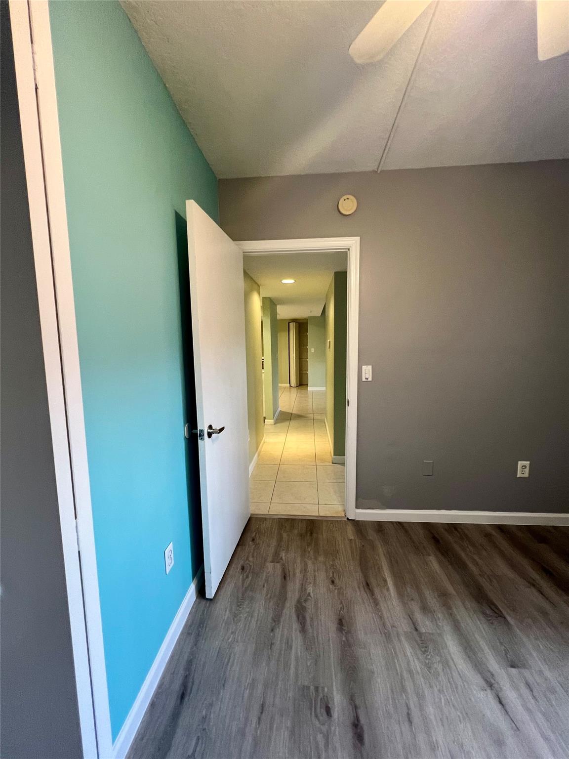 TARA II CONDO - Residential