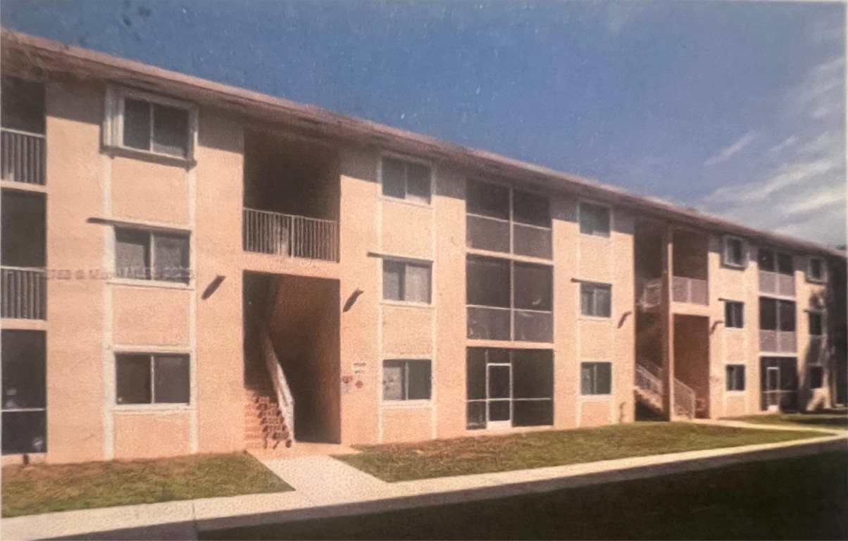 TARA II CONDO - Residential