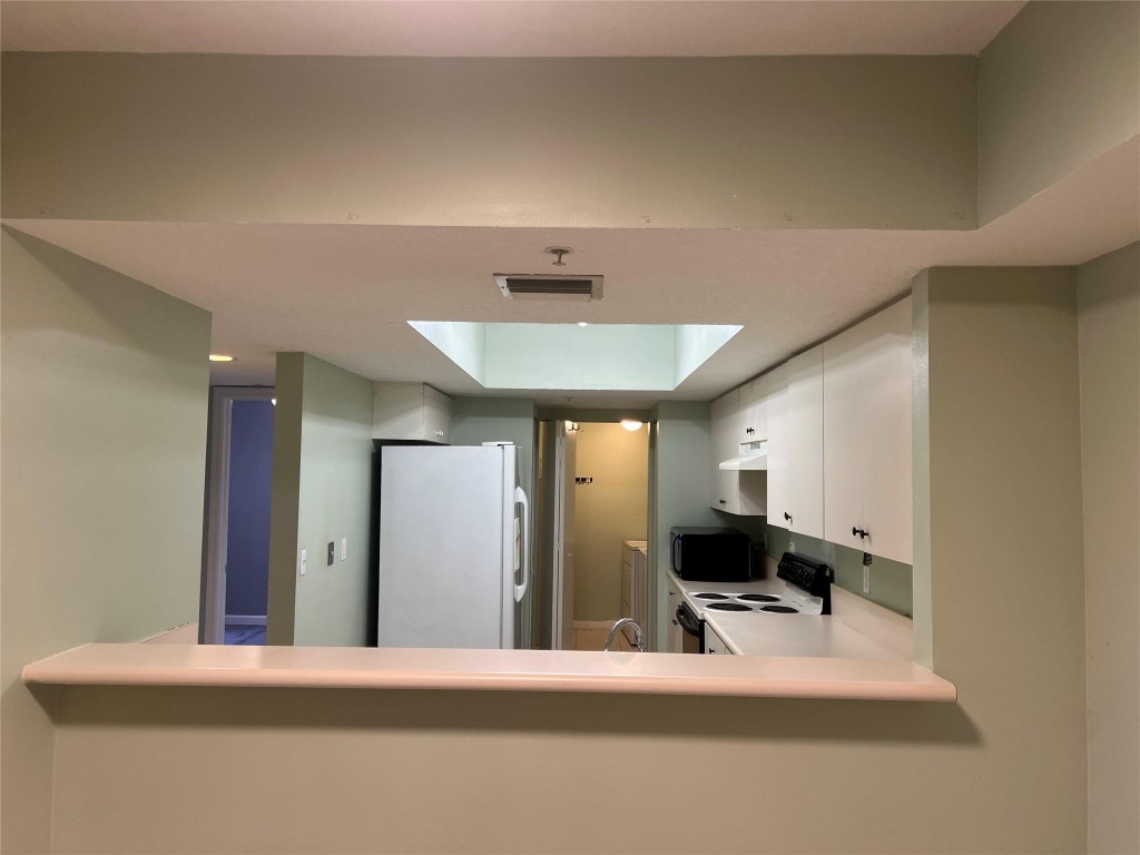 TARA II CONDO - Residential