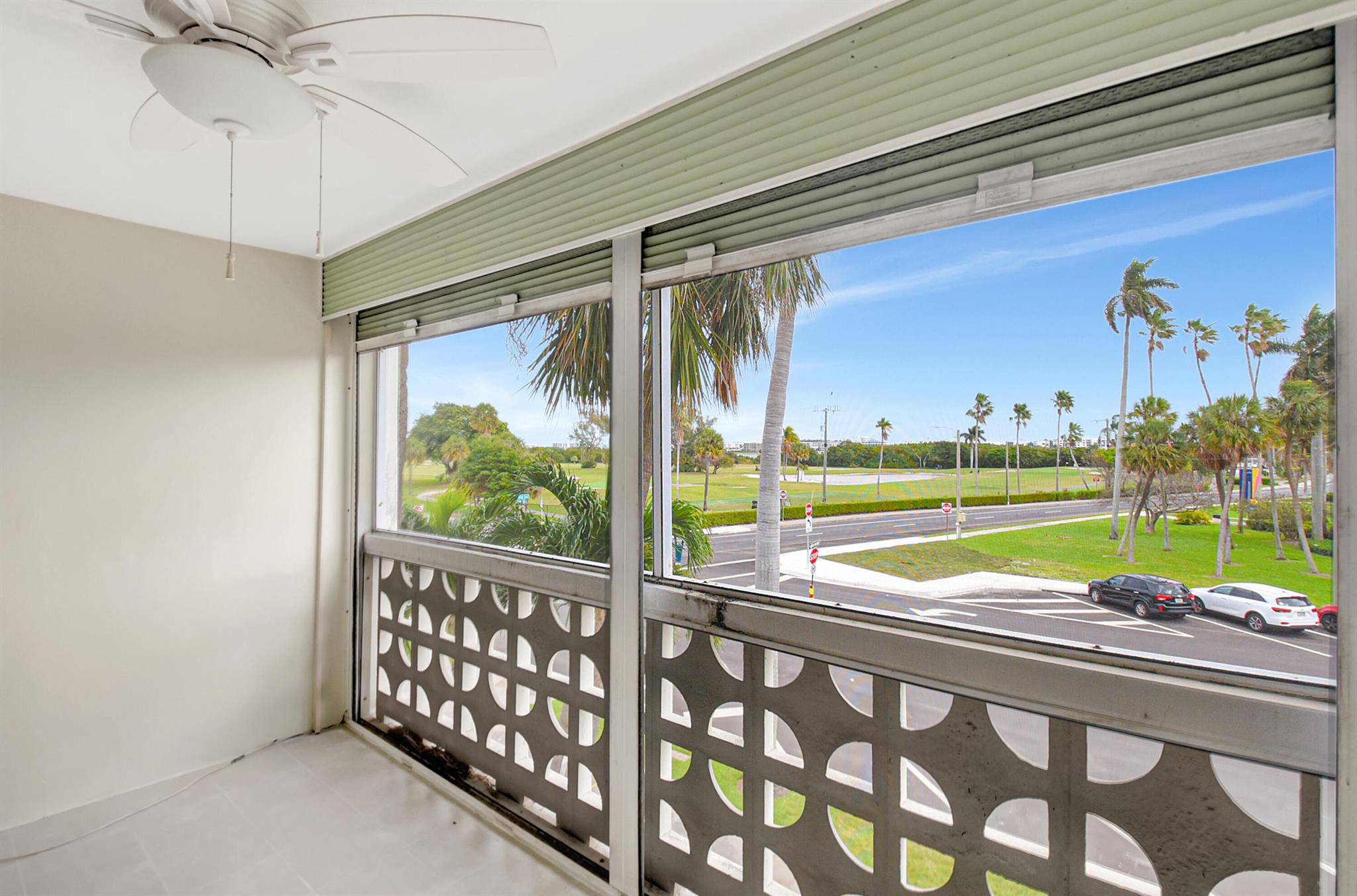 FLEUR DE LIS CONDO - Residential