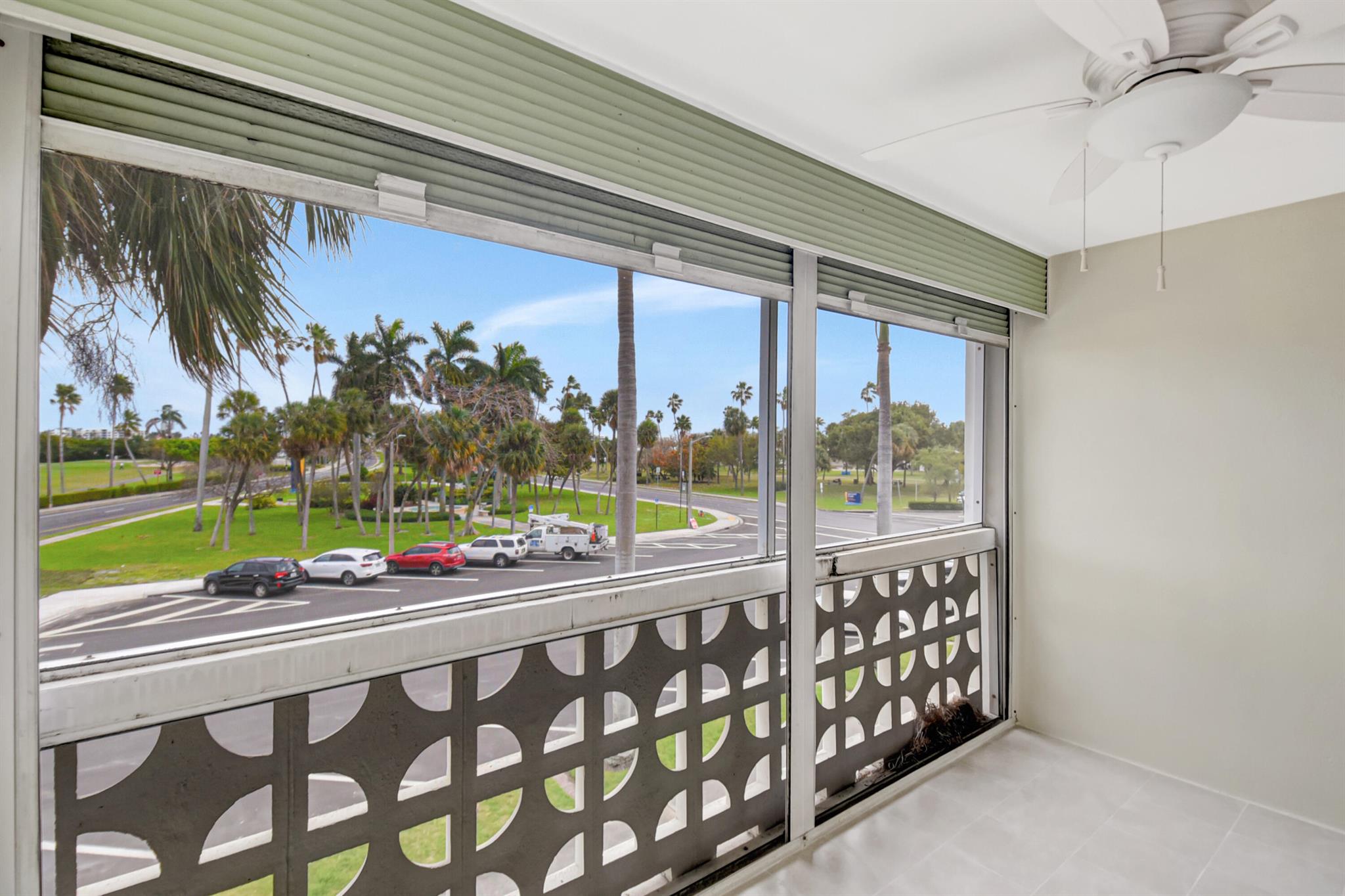 FLEUR DE LIS CONDO - Residential
