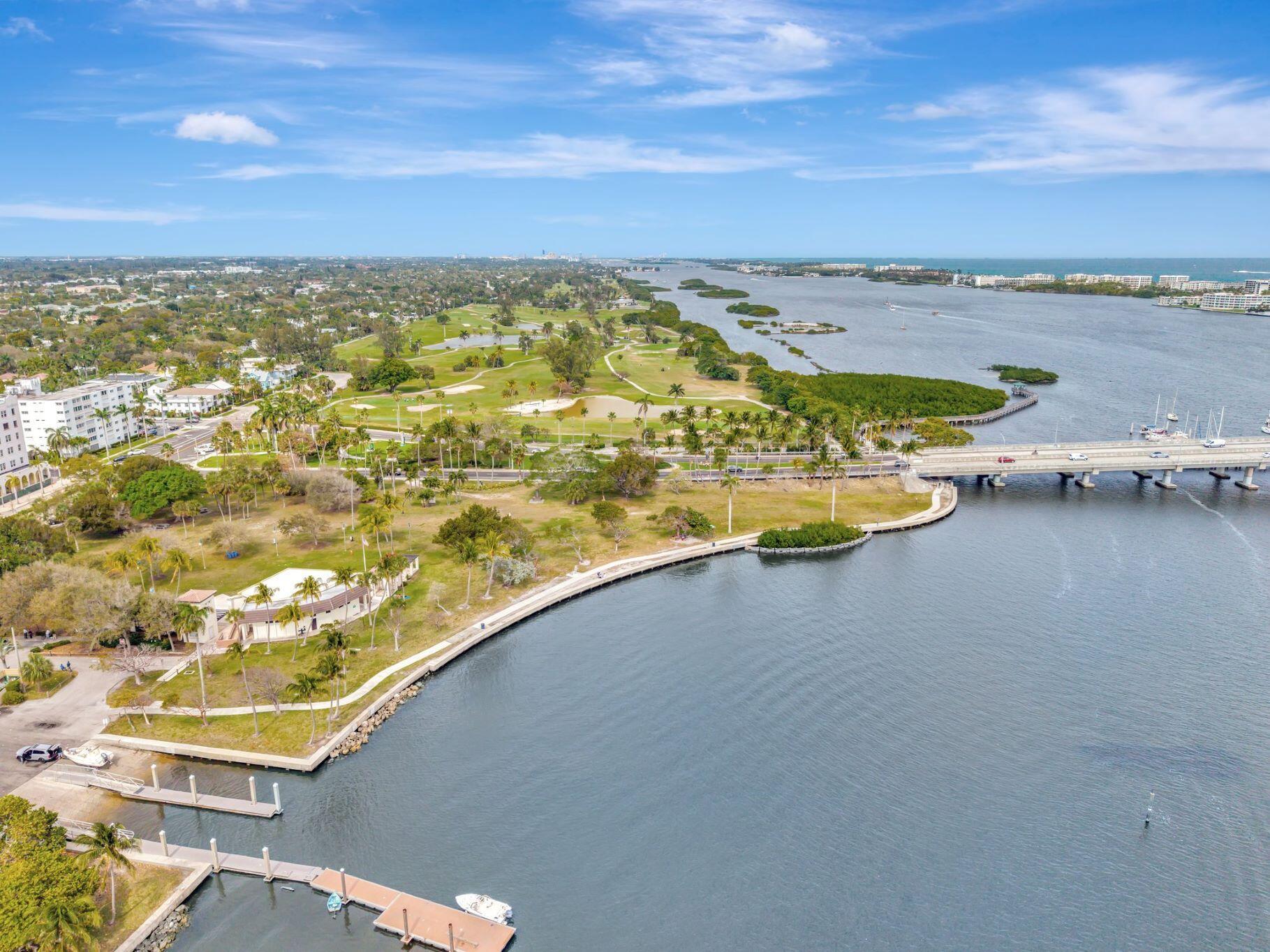 FLEUR DE LIS CONDO - Residential