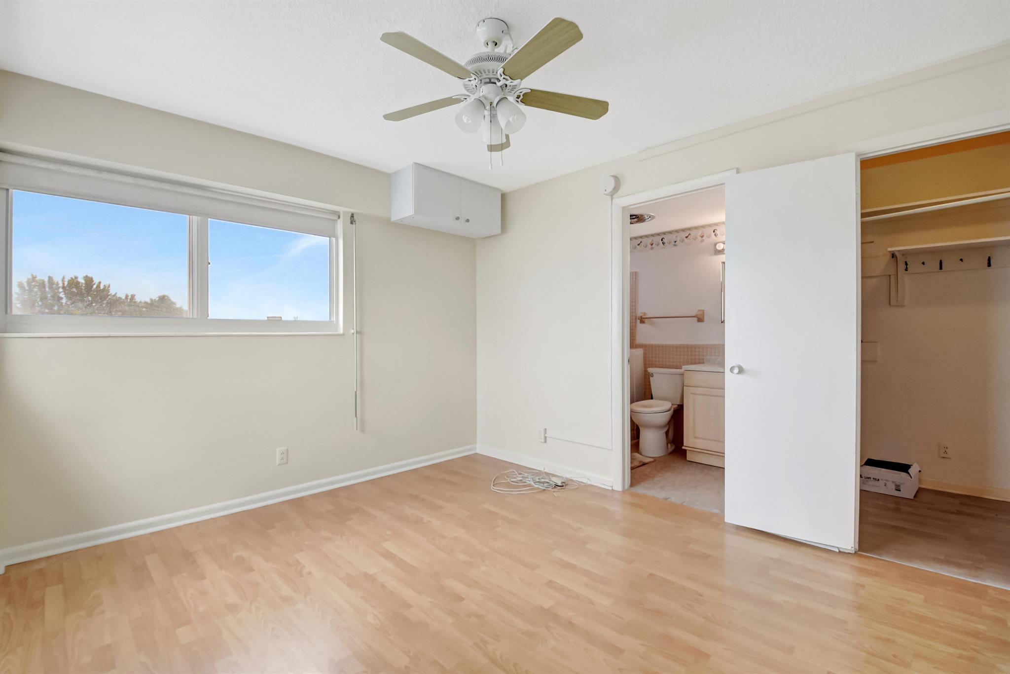 FLEUR DE LIS CONDO - Residential