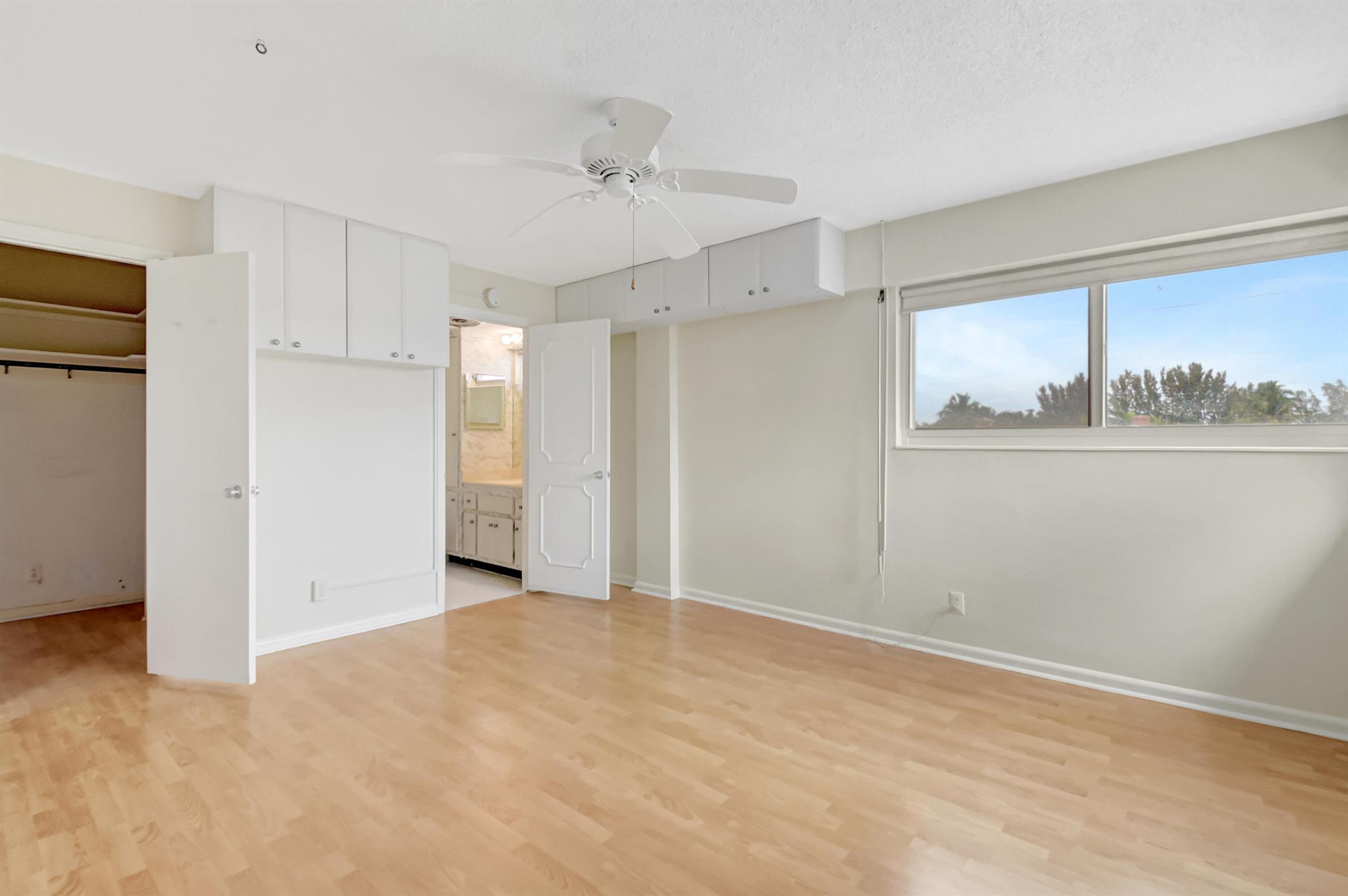 FLEUR DE LIS CONDO - Residential