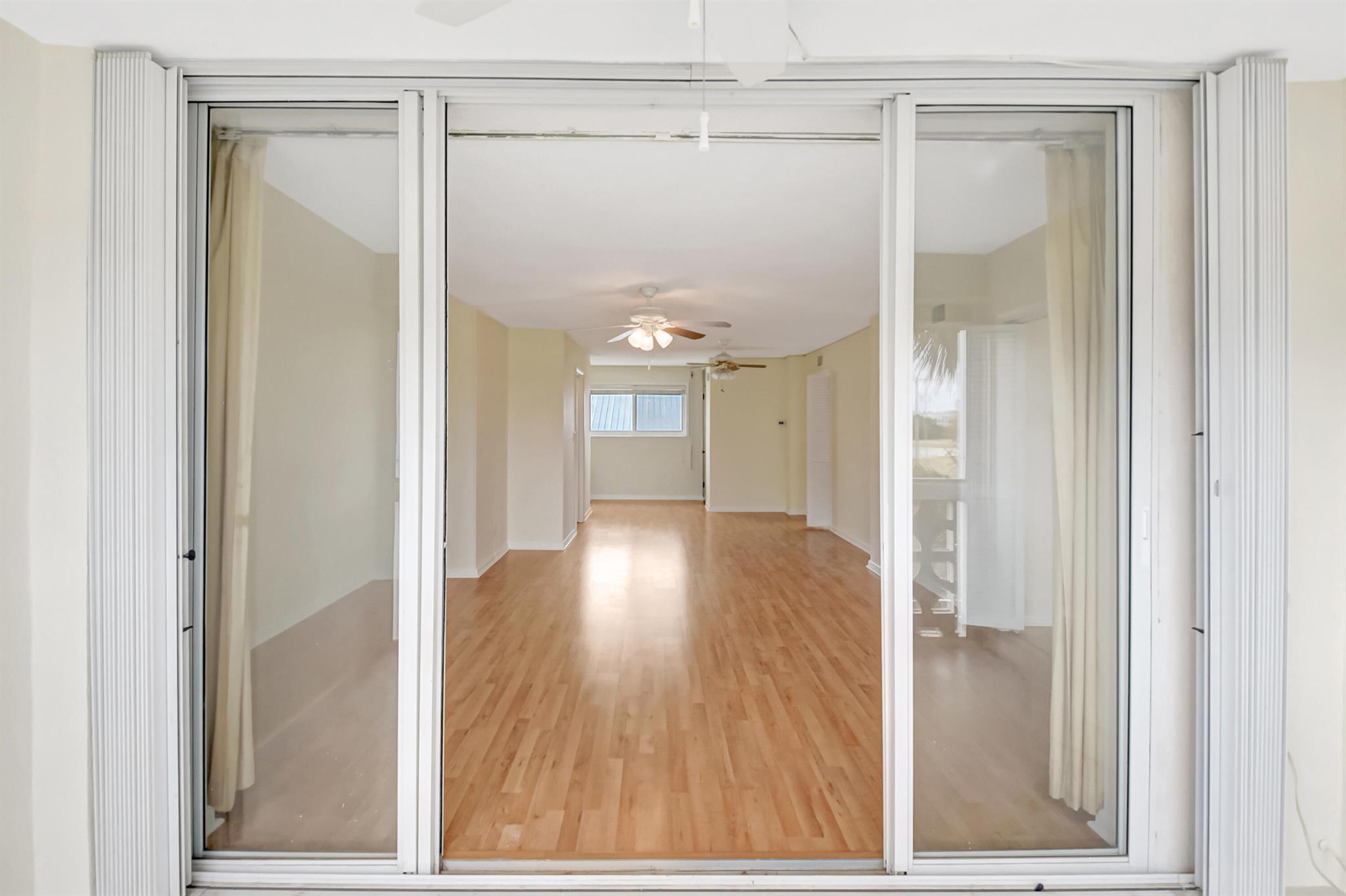 FLEUR DE LIS CONDO - Residential