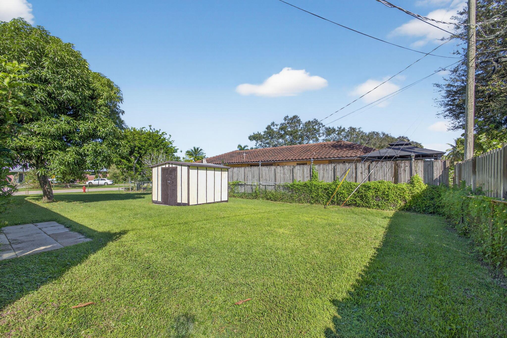 Florida Gardens - Residential