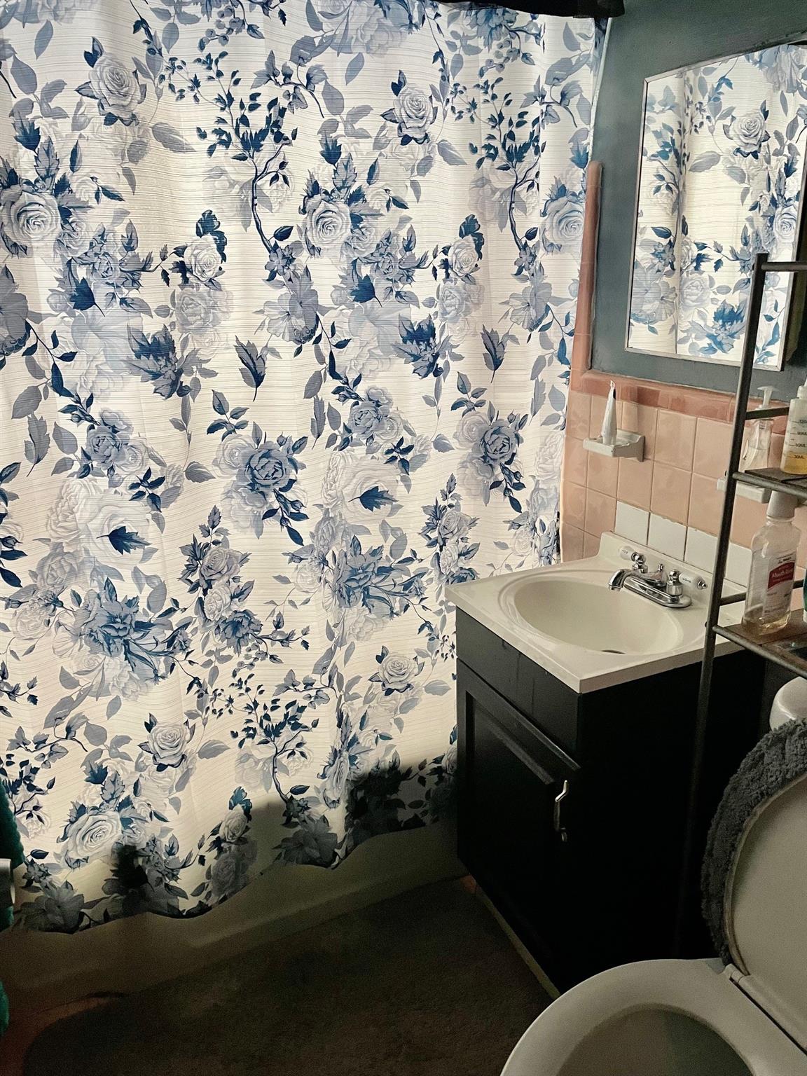 Liberia 1-34 B - Residential Income