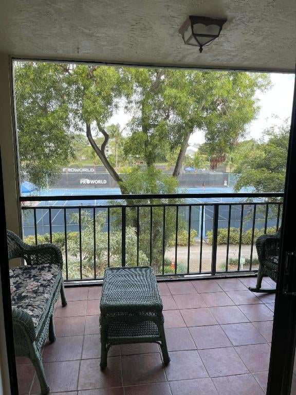 Photo of 825 Egret Circle #306, Delray Beach, FL 33444 (MLS # R11133079)