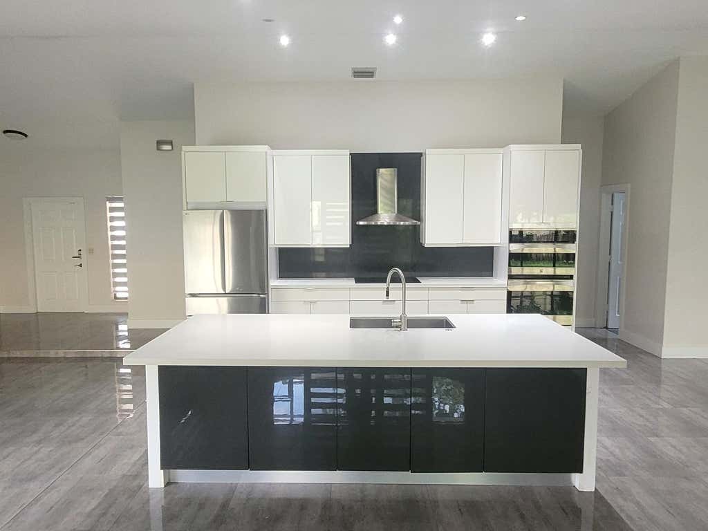 Photo of 5460 HAWKES BLUFF Avenue, Davie, FL 33331 (MLS # B26061214)