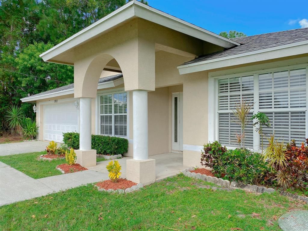 Photo of 5952 NW Hann Drive, Port Saint Lucie, FL 34986 (MLS # R10751698)