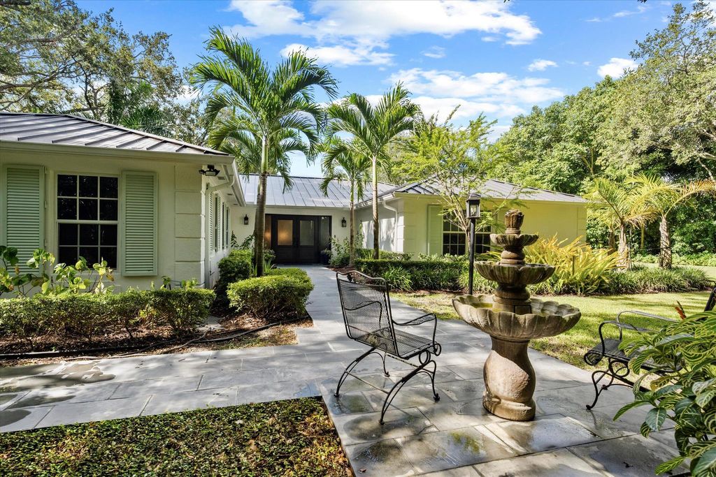 Photo of 5620 Pennock Point Road, Jupiter, FL 33458 (MLS # R11117154)