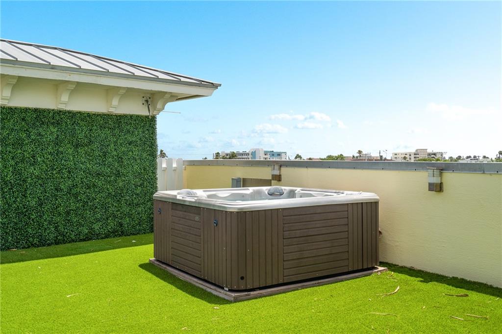 Silver Shores - Residential