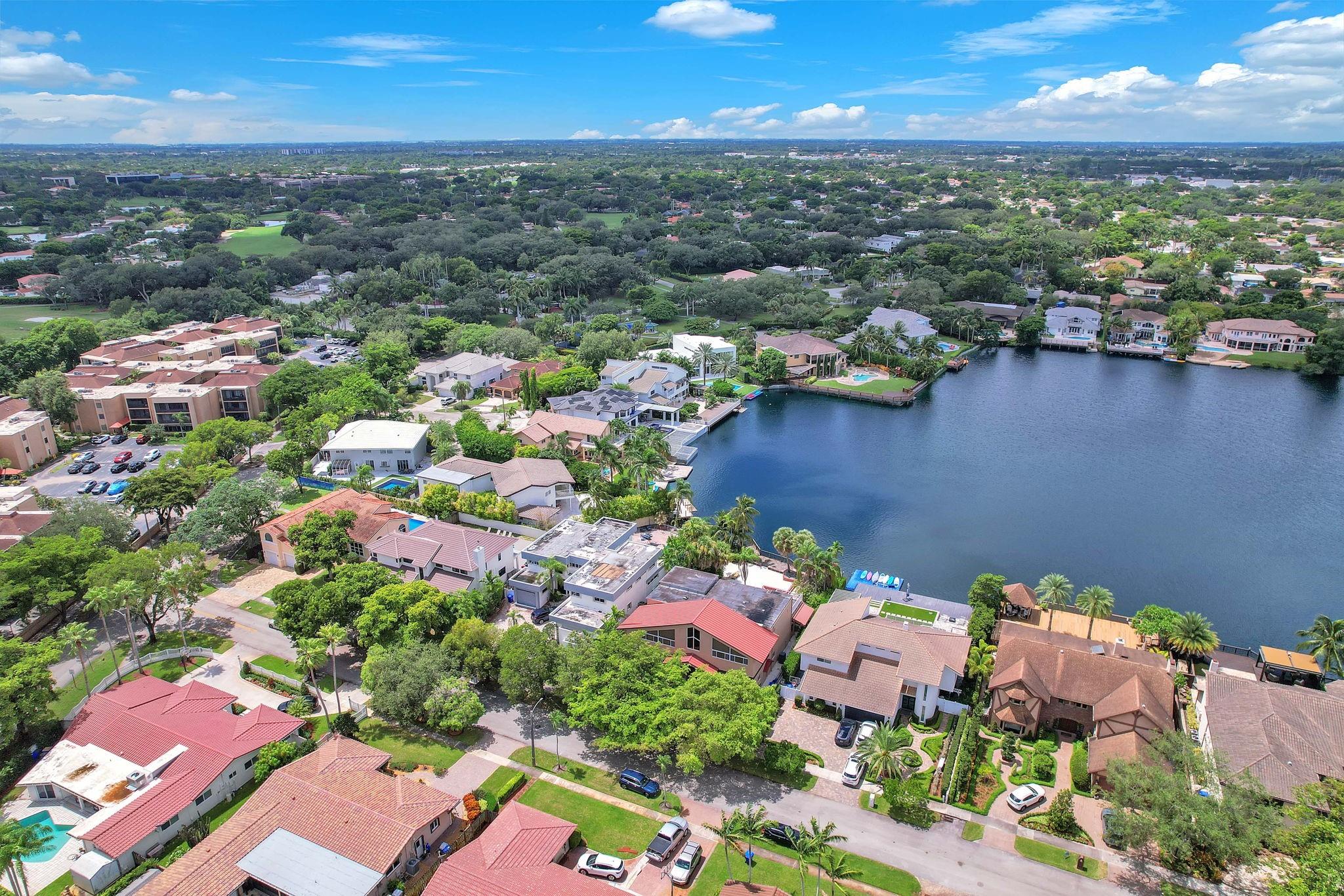 HOLLYWOOD HILLS NORTH SEC - Residential