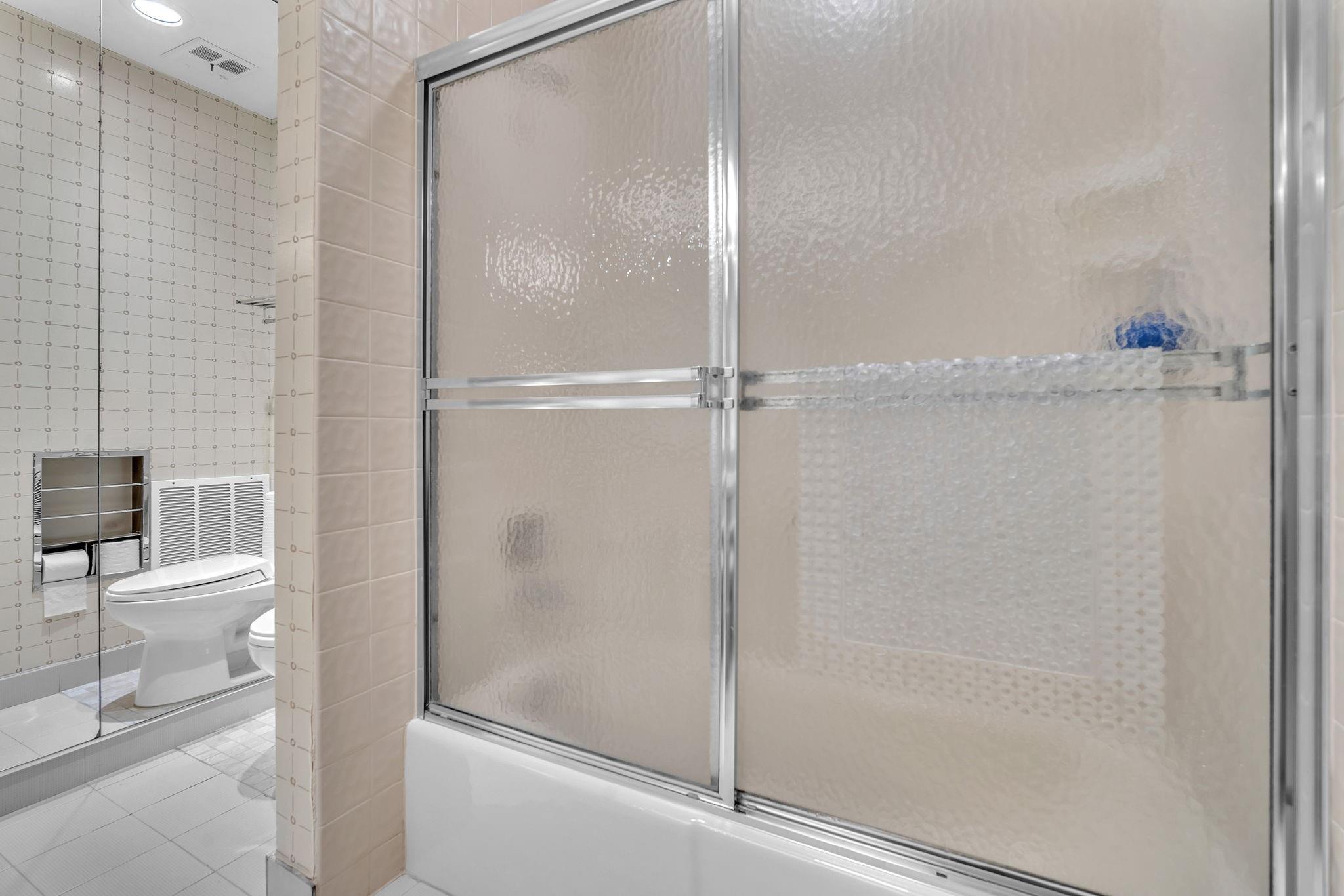 HOLLYWOOD HILLS NORTH SEC - Residential