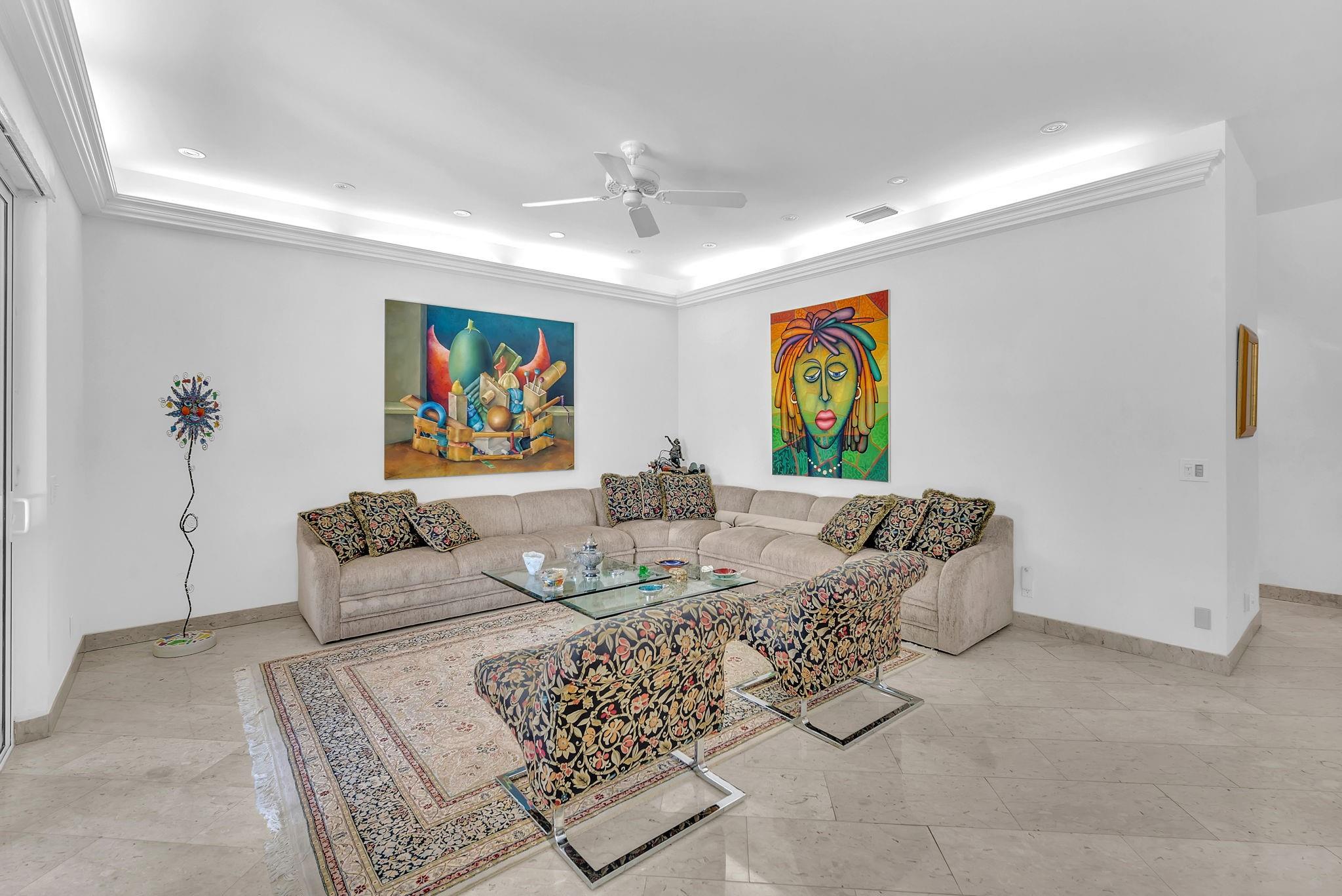 HOLLYWOOD HILLS NORTH SEC - Residential