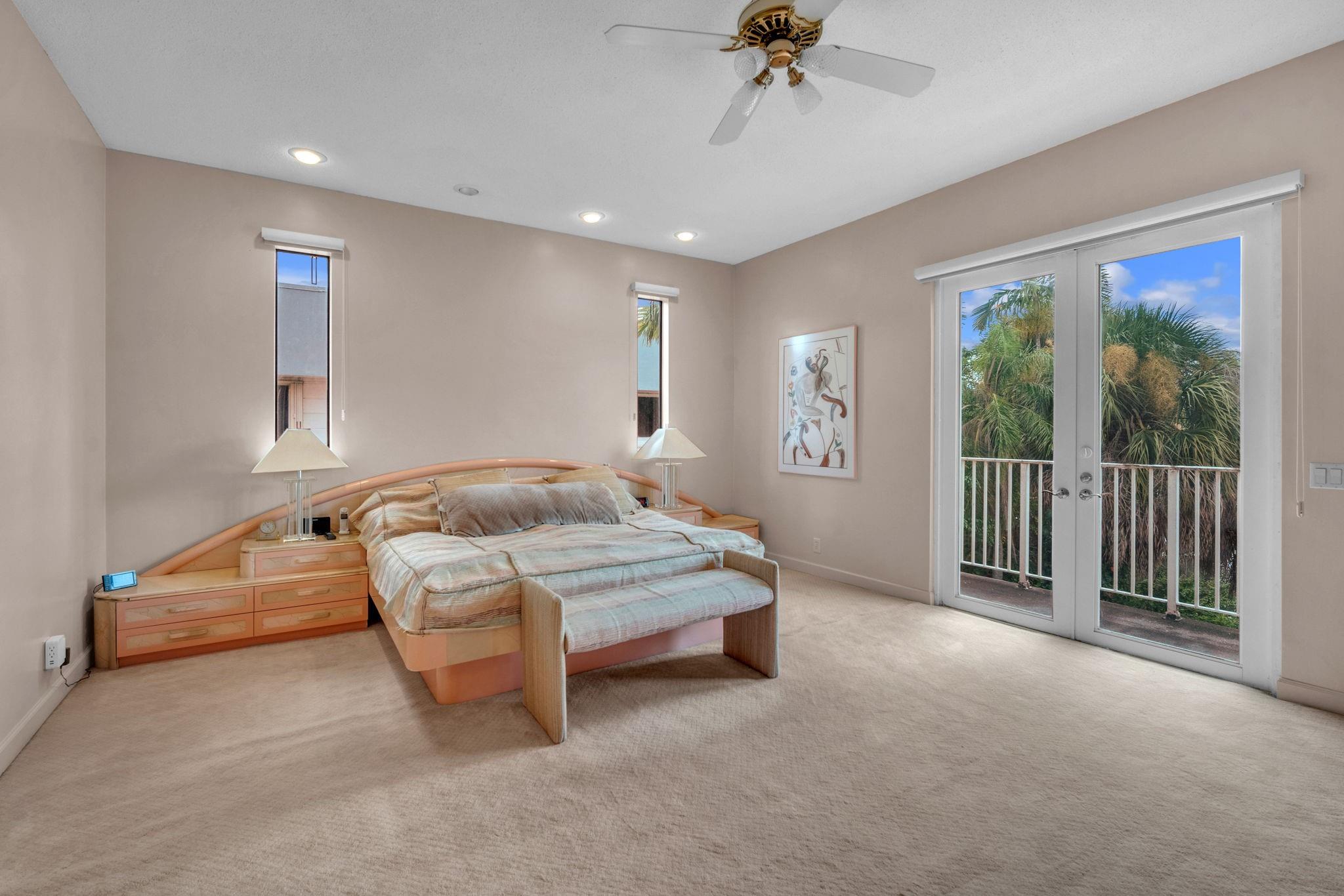 HOLLYWOOD HILLS NORTH SEC - Residential