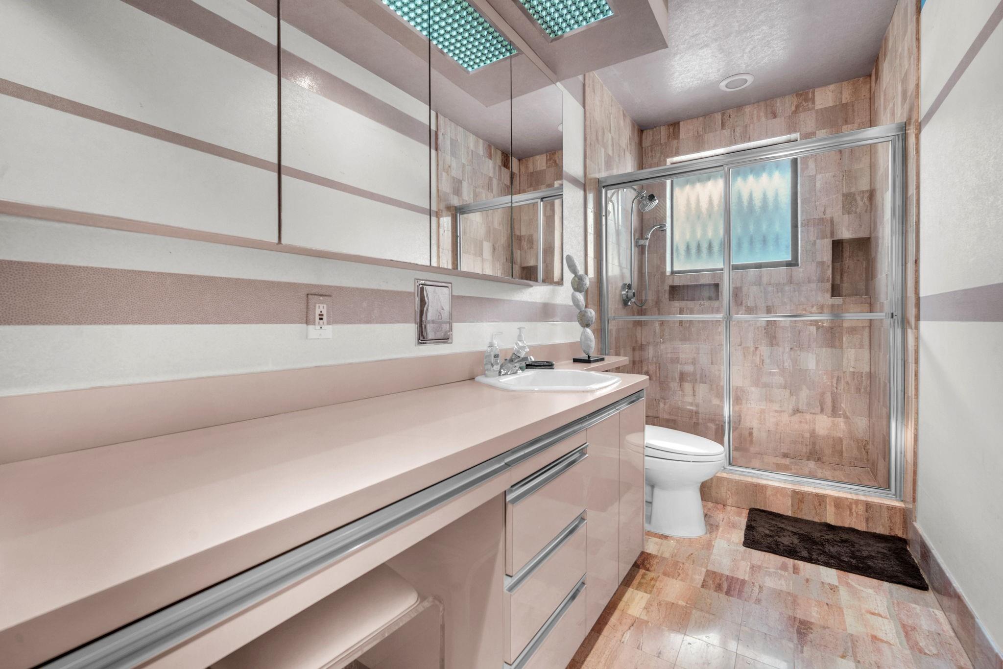 HOLLYWOOD HILLS NORTH SEC - Residential