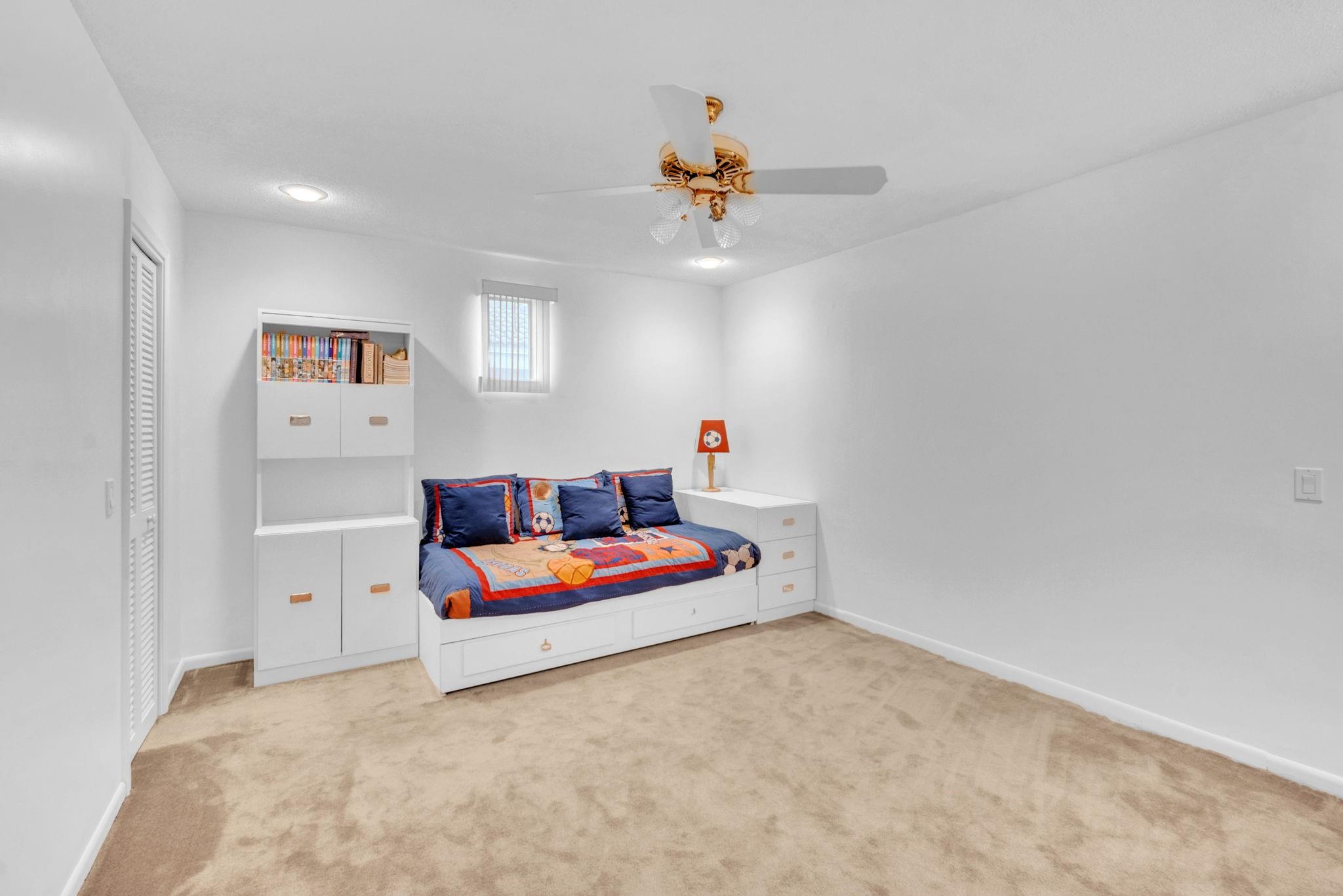 HOLLYWOOD HILLS NORTH SEC - Residential