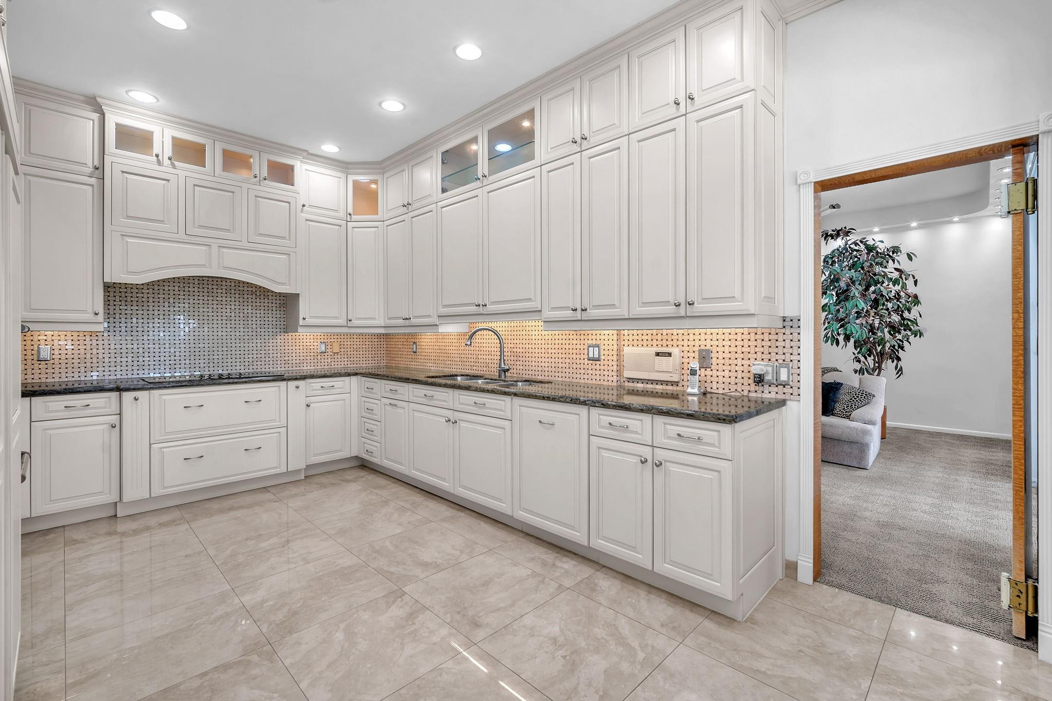 HOLLYWOOD HILLS NORTH SEC - Residential