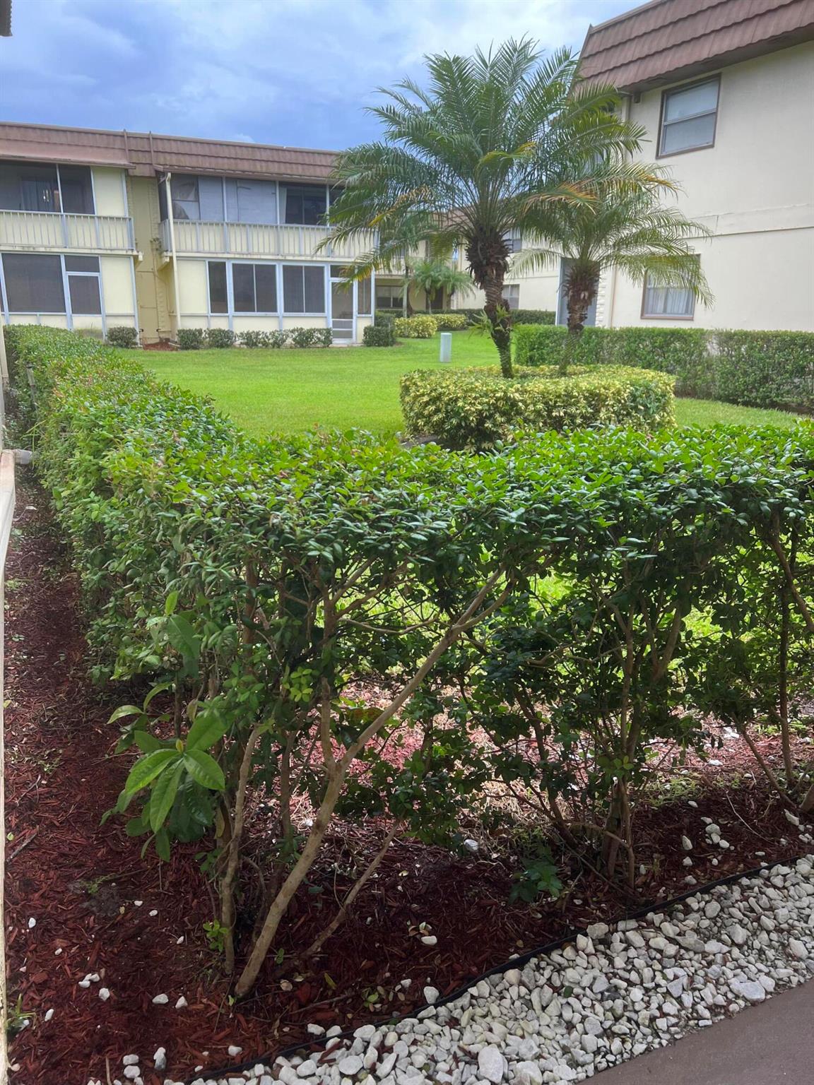 KINGS POINT SAXONY CONDOS - Residential Lease