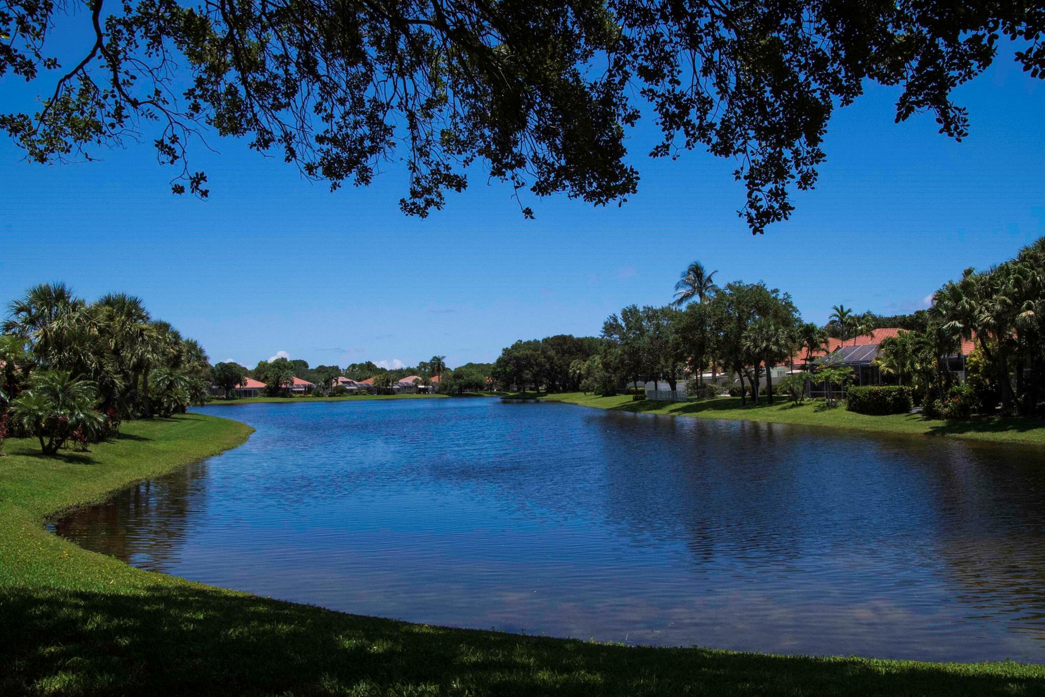 OAKS EAST - Residential