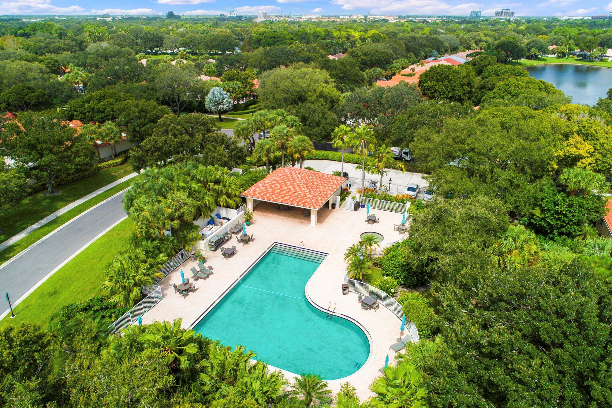 OAKS EAST - Residential