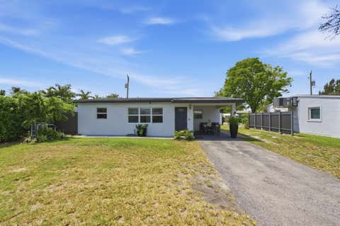 Tiny photo for 330 NE 59th Court, Oakland Park, FL 33334 (MLS # B26025031)