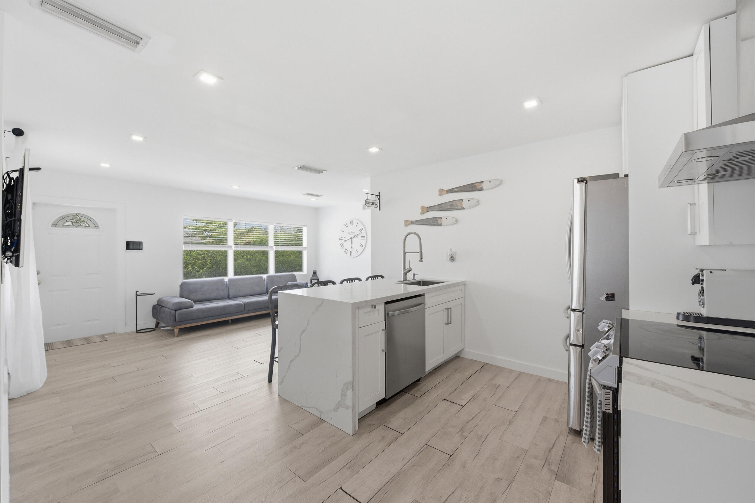 330 NE 59th Court