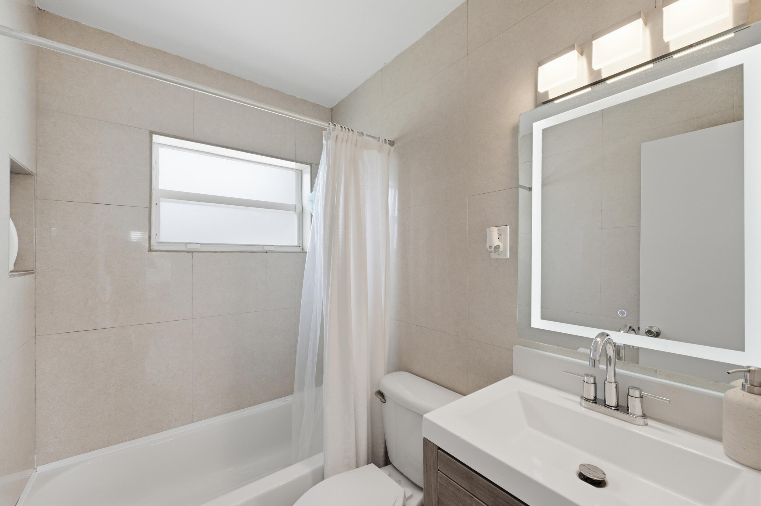 COLLIER ESTATES 1ST ADD - Residential