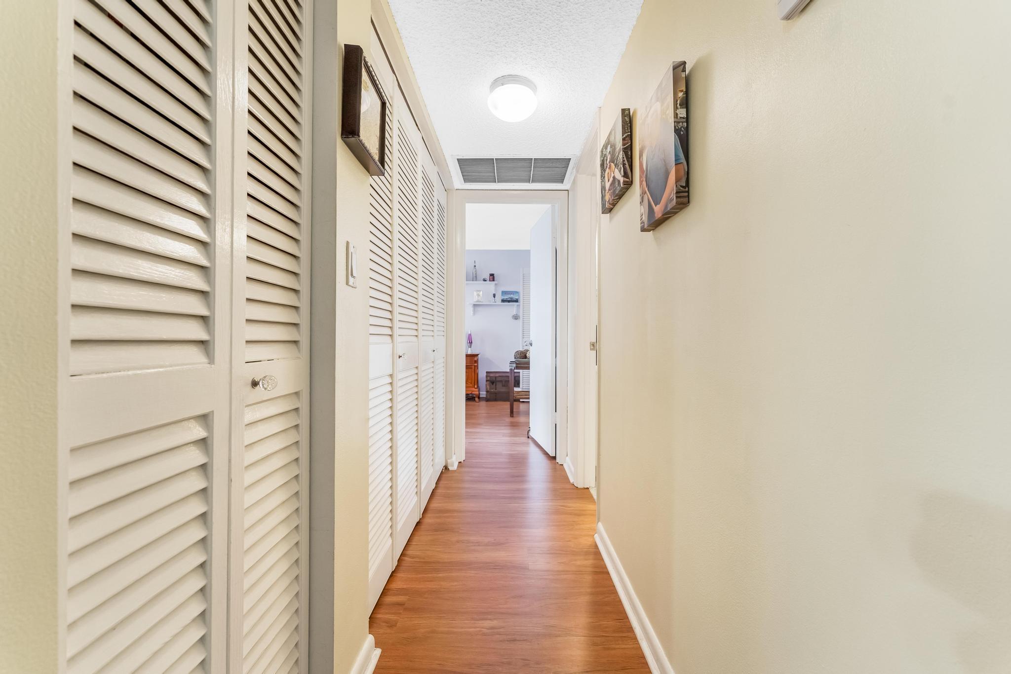 LAKESIDE VILLAGE CONDO 10 - Residential