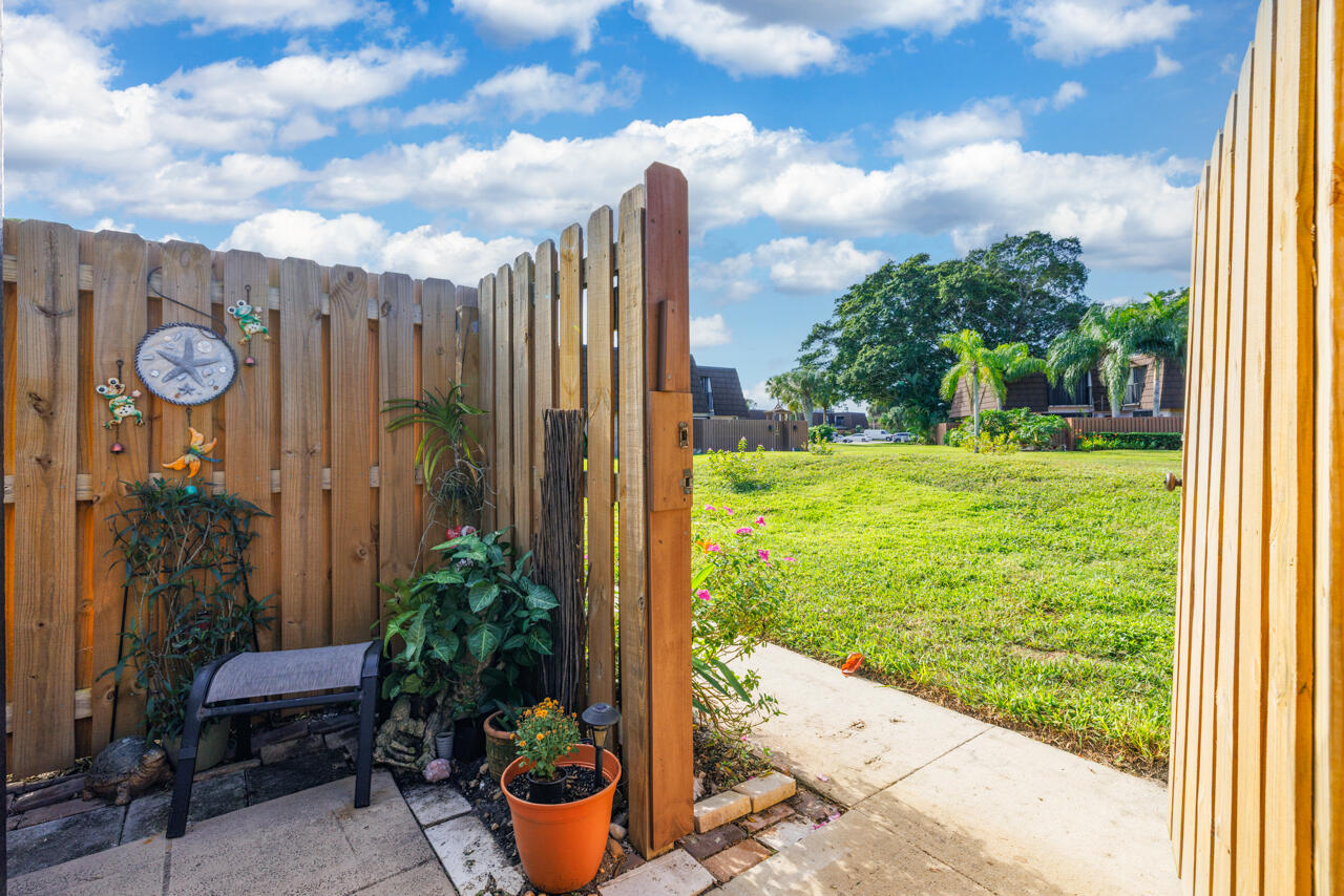 RIVER PINES - Residential