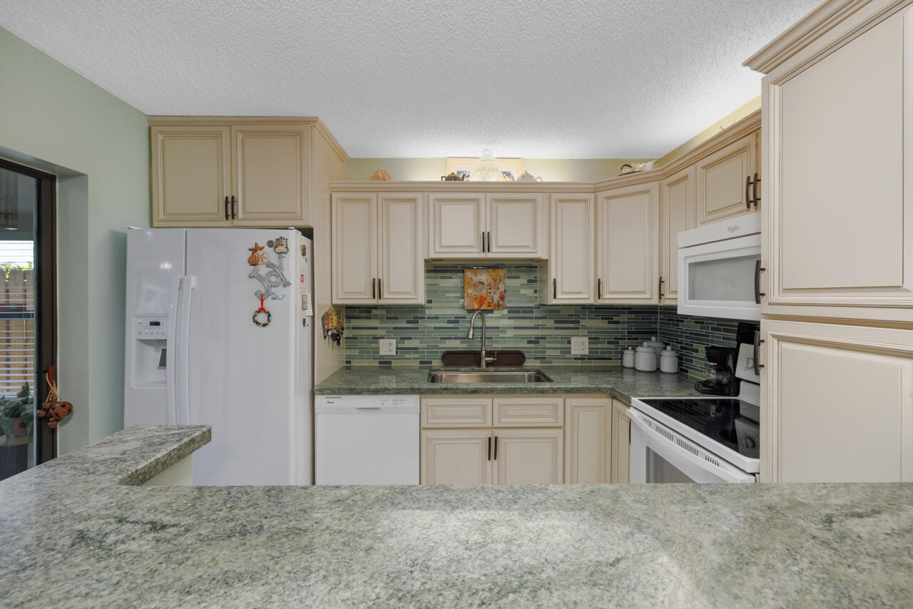 RIVER PINES - Residential