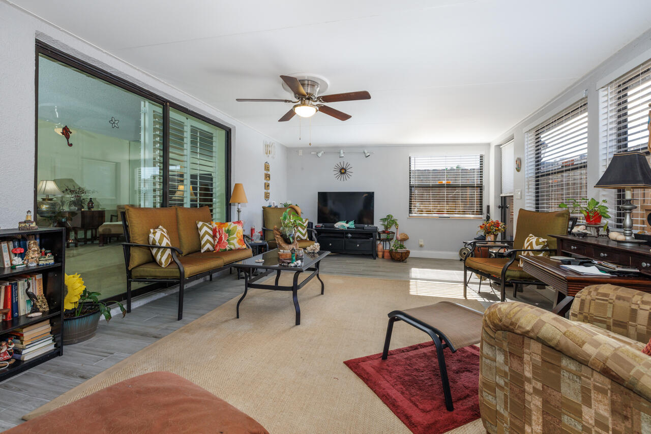 RIVER PINES - Residential