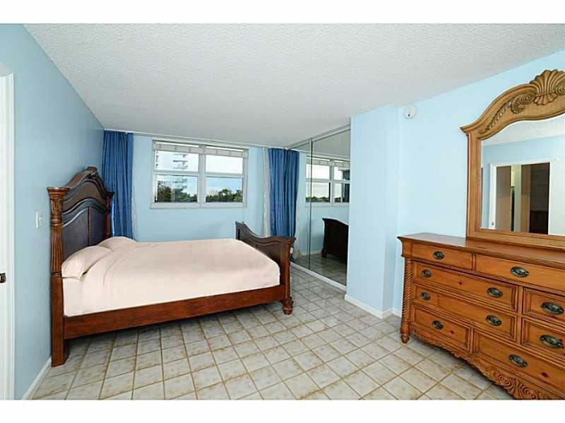 INTRACOASTAL TOWER - Residential