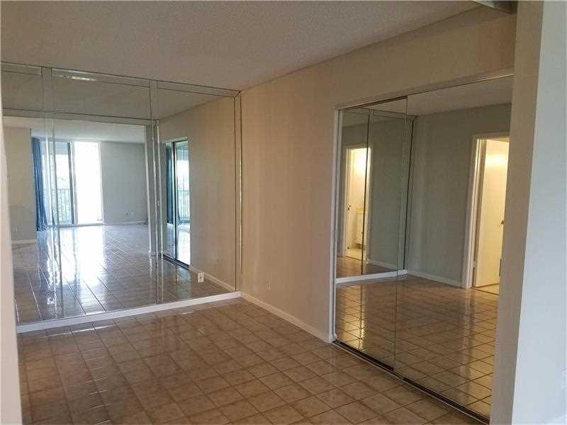 INTRACOASTAL TOWER - Residential