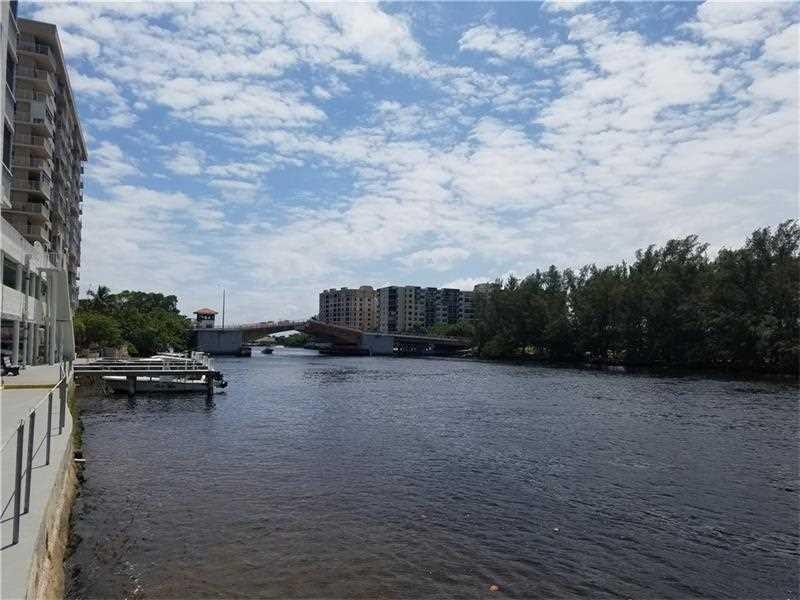 INTRACOASTAL TOWER - Residential