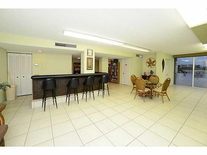 INTRACOASTAL TOWER - Residential
