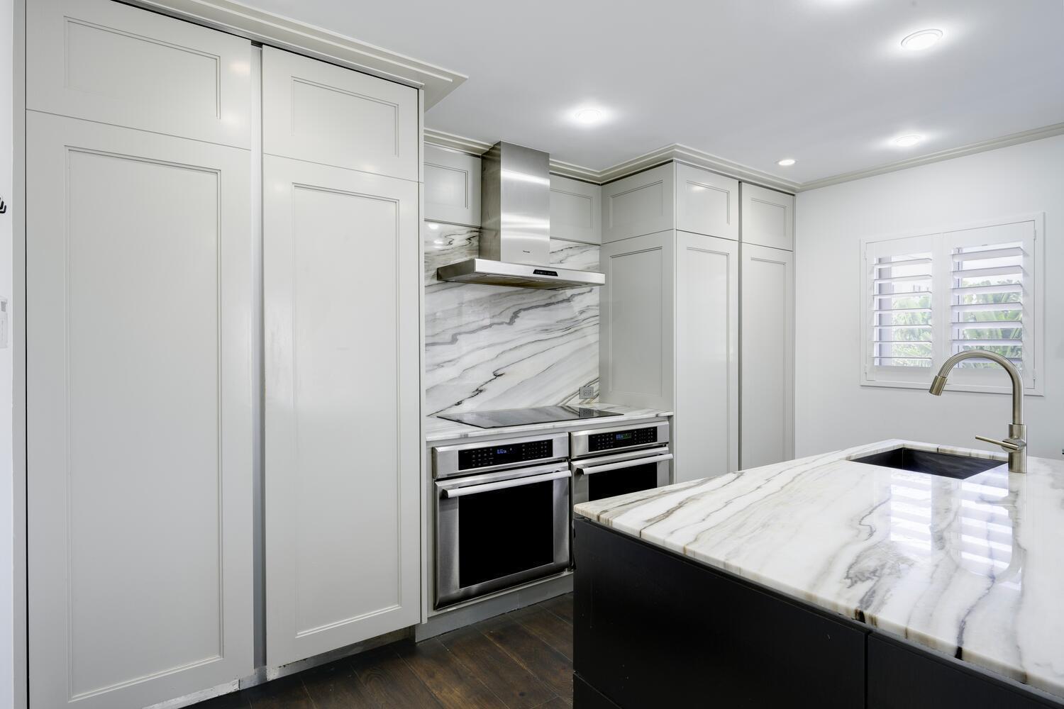 429 Australian Avenue 9