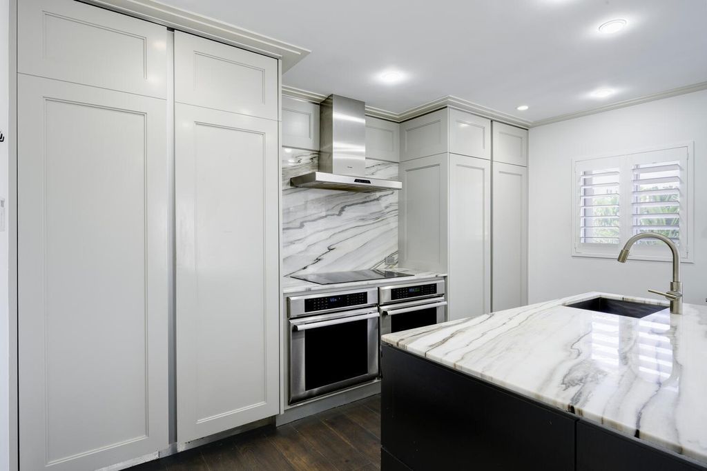 Photo of 429 Australian Avenue #9, Palm Beach, FL 33480 (MLS # R11143548)