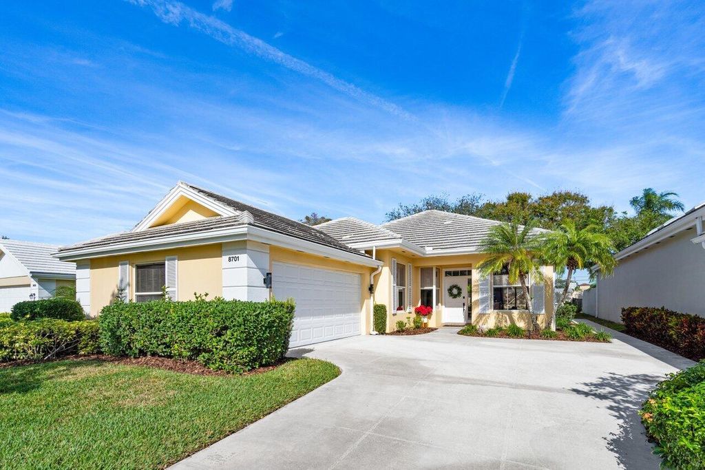 Photo of 8701 Wakefield Drive, Palm Beach Gardens, FL 33410 (MLS # R11050131)