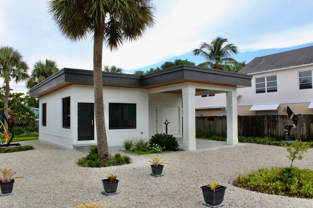 Photo of 3583 Gibbs Road, Delray Beach, FL 33483 (MLS # B26023422)