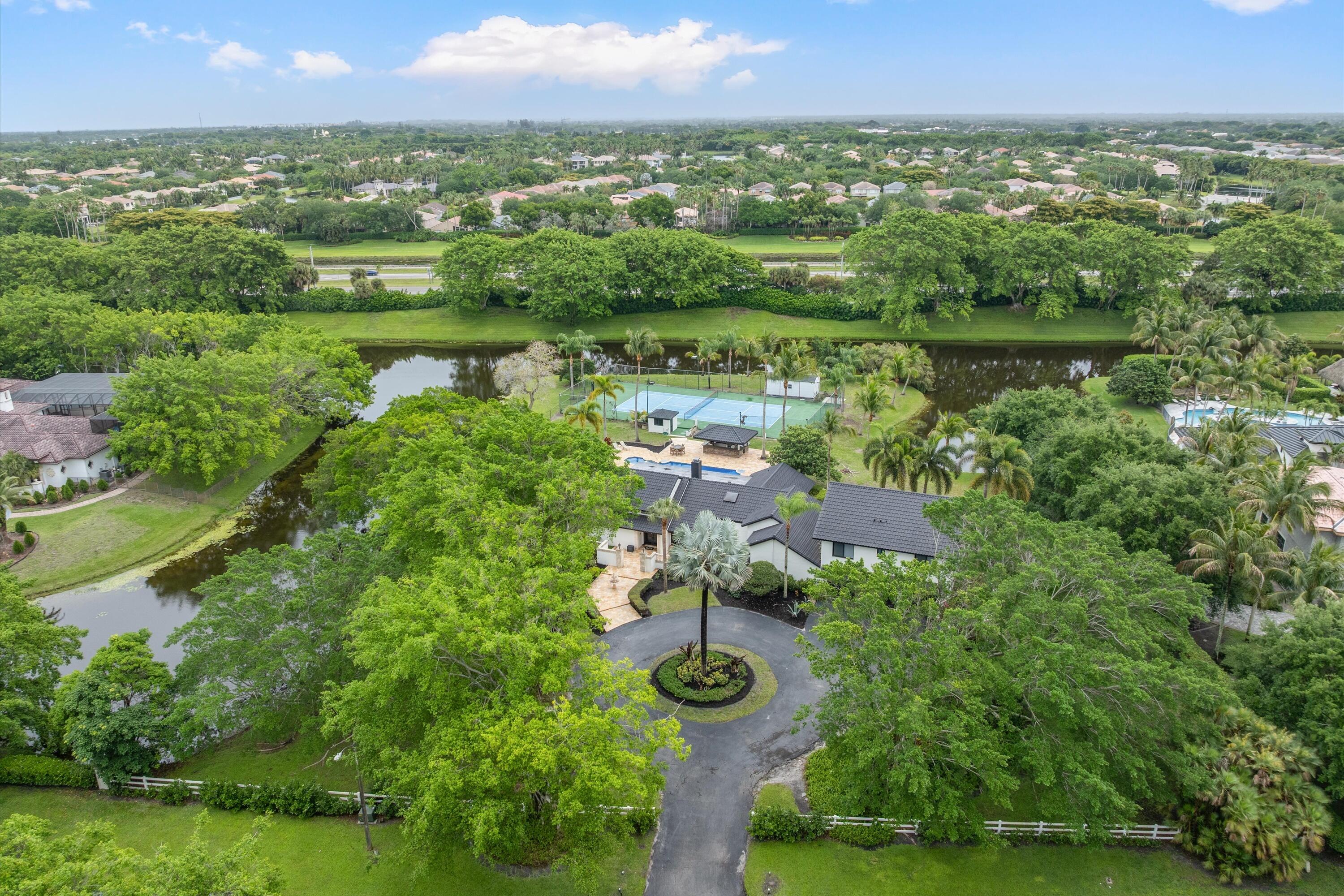 TIERRA DEL REY - Residential