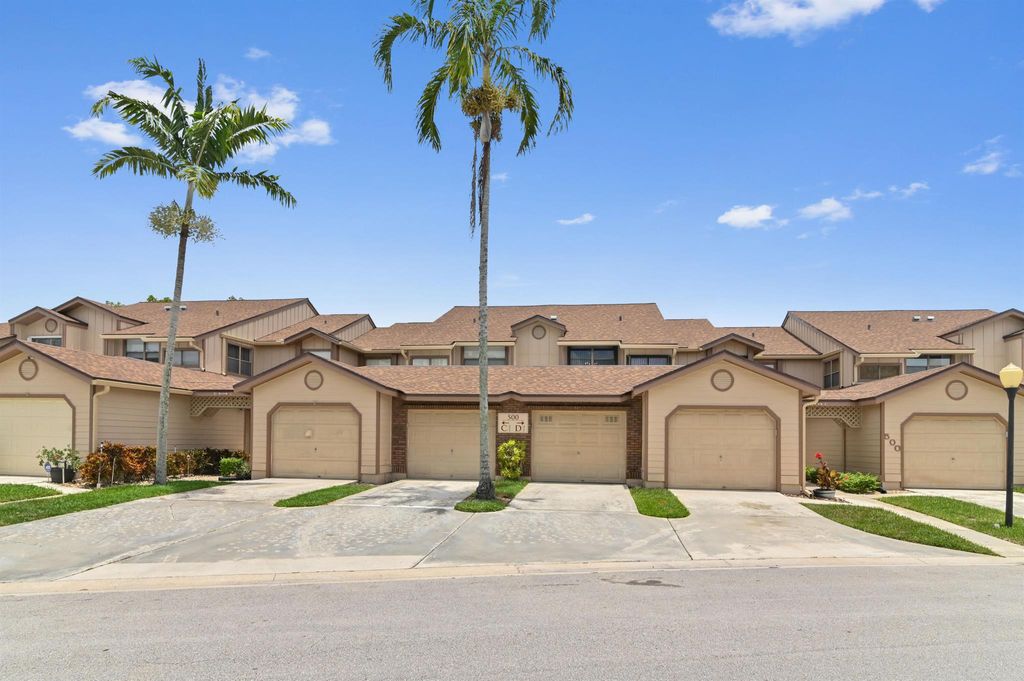 Photo of 500 Crosswinds Drive #D2, Greenacres, FL 33413 (MLS # R11003536)