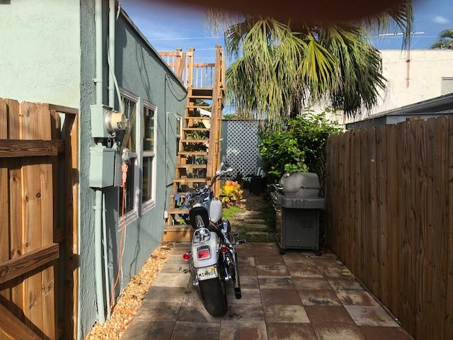 BASKIN ADD TO BRINY BREEZES - Residential Lease