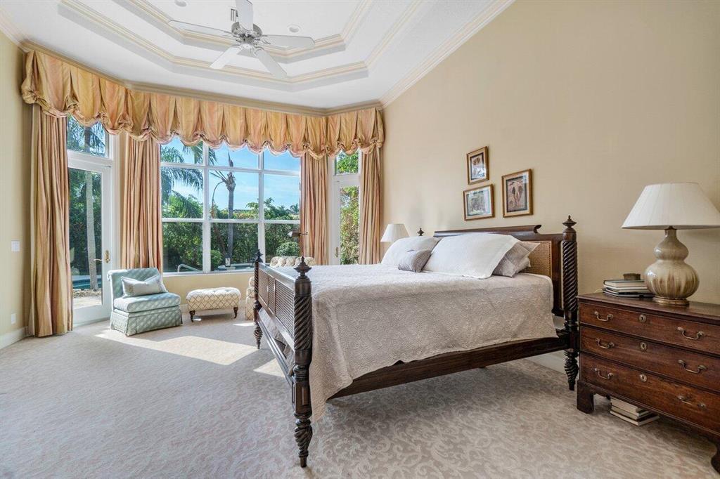 ROYAL PALM YACHT & COUNTRY CLUB - Residential