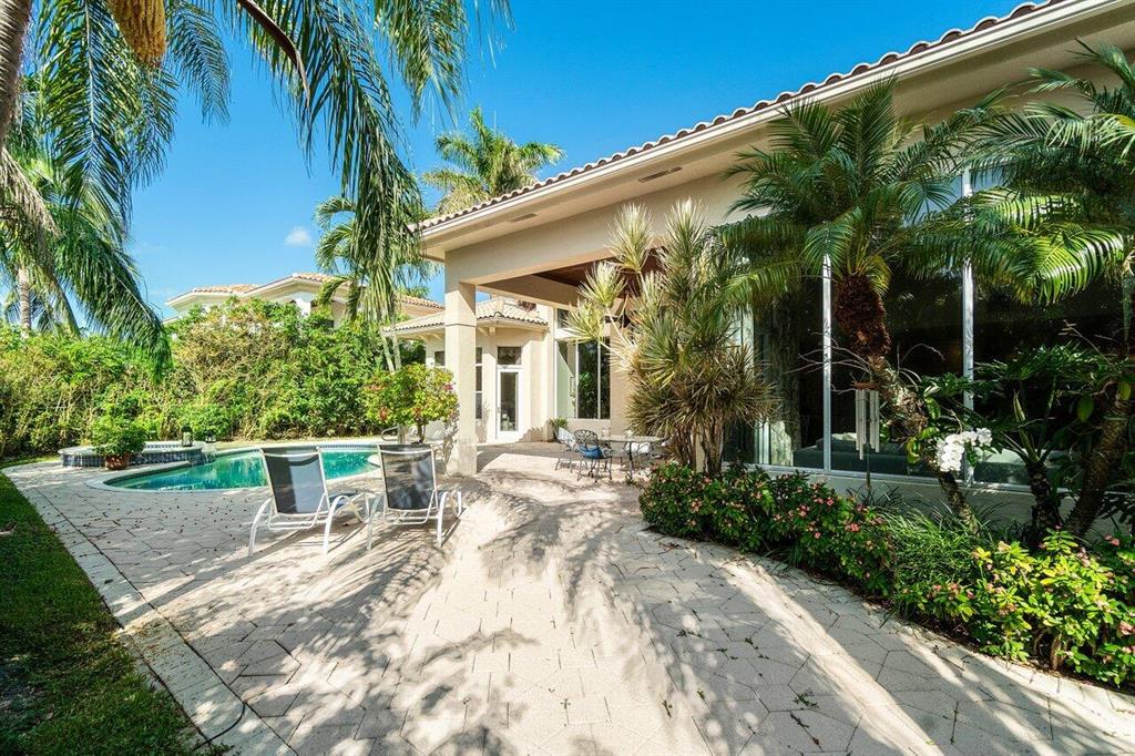 ROYAL PALM YACHT & COUNTRY CLUB - Residential