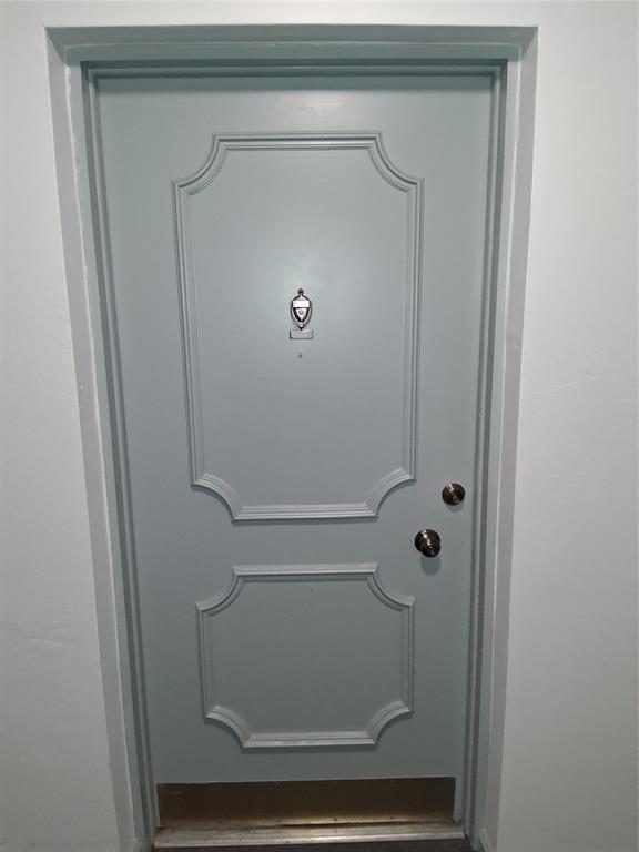 IMPERIAL POINT CONDO - Residential